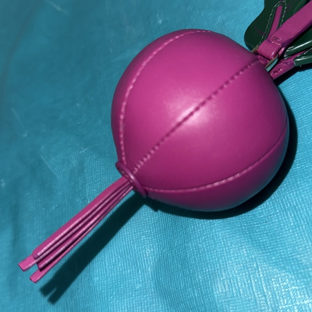 Kate Spade Harvest Time 3D Beet Vegetable Keychain/Bag Charm - Picture 8 of 9